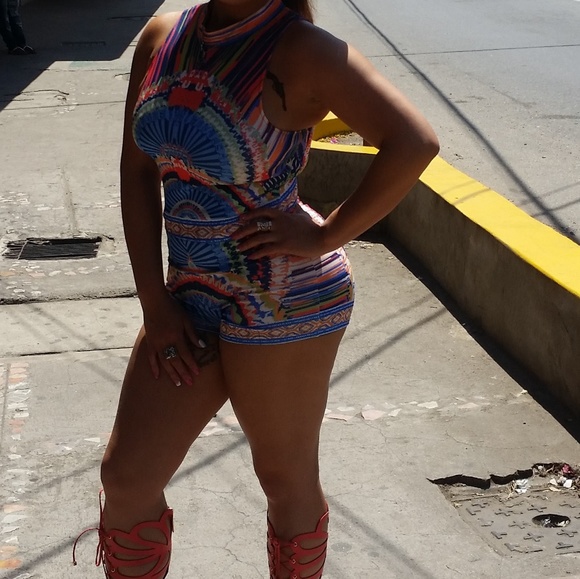 Two piece outfit - Picture 4 of 4